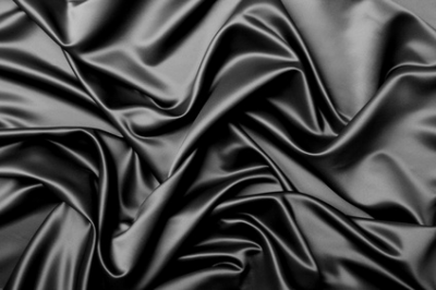 schwarze Seide richtig Waschen und Glanz beibehalten Seide, schwarz, Glanz, erhalten, waschen, reinigen