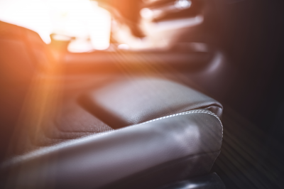 Wie neu: So bringen Sie Ihre Autositze wieder auf Vordermann Autositze, Sitze, Auto, reinigen, restaurieren, überziehen, Leder, Polster